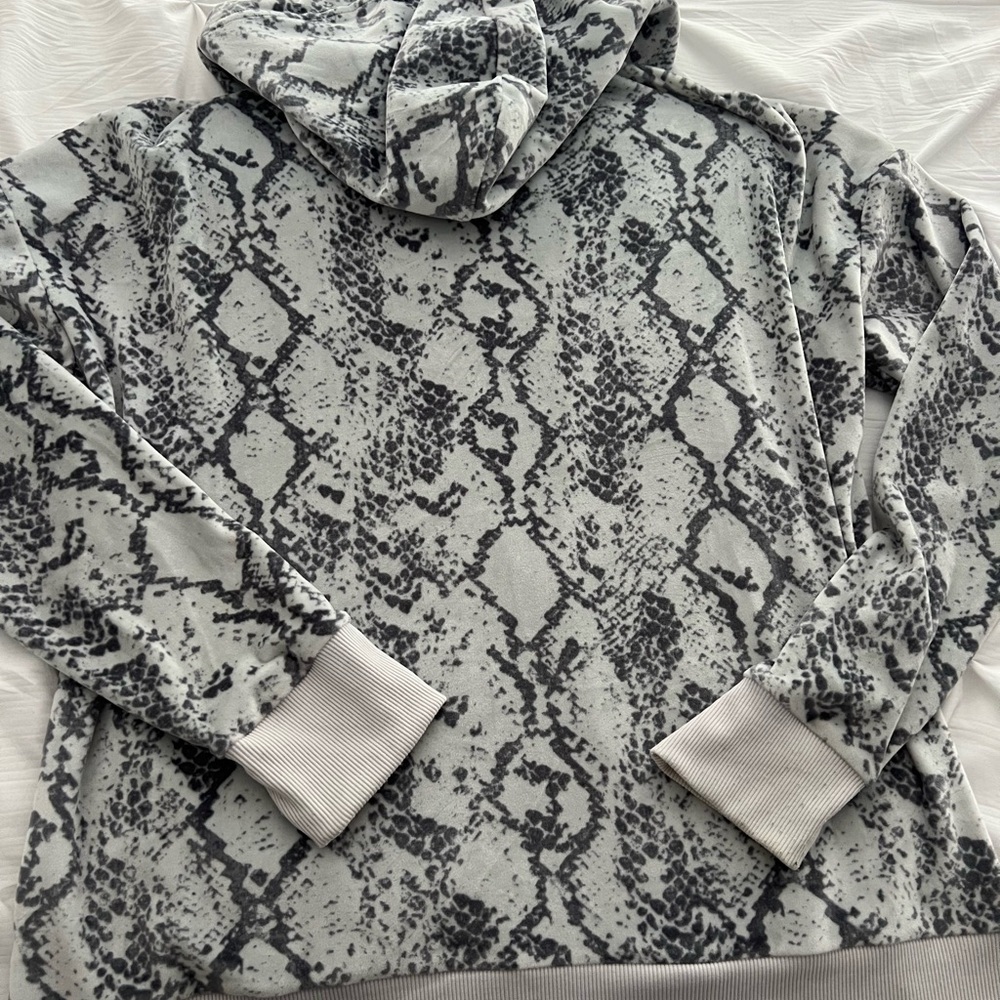 LuLaRoe Bethany Gray Snake Print Zip-Up Hoodie - Picture 4 of 5